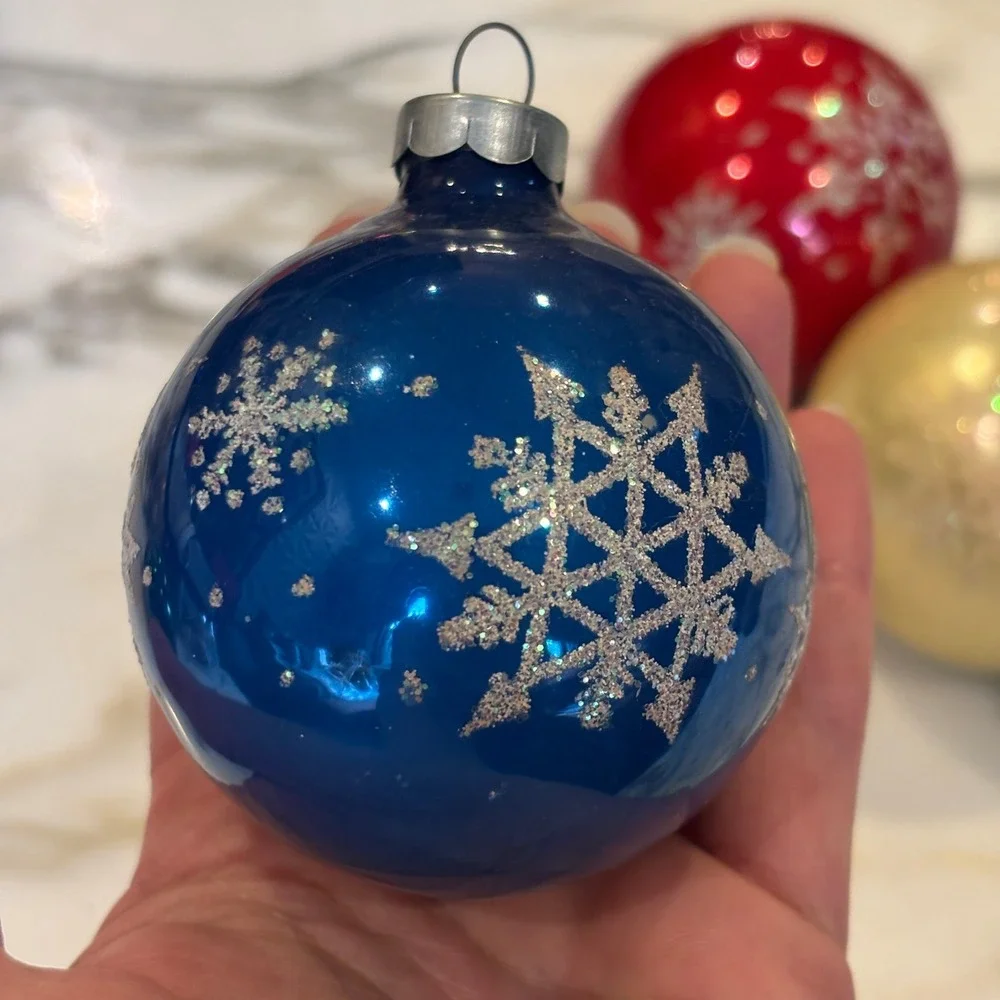 Vintage Glass Ball Ornaments Set of 4 Multicolor Snowflake Glitter MCM 2.5